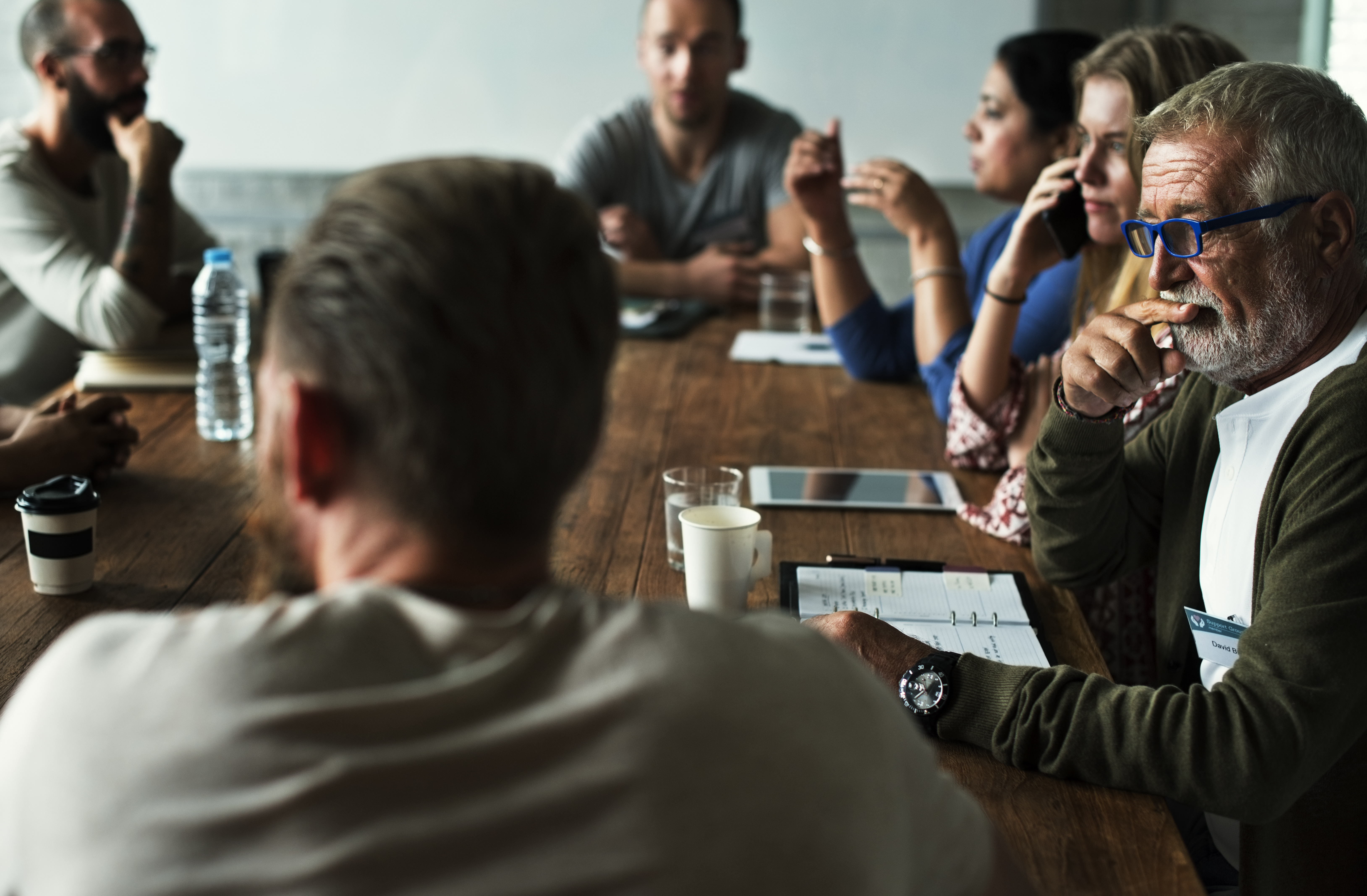 people-meeting-seminar-office-concept