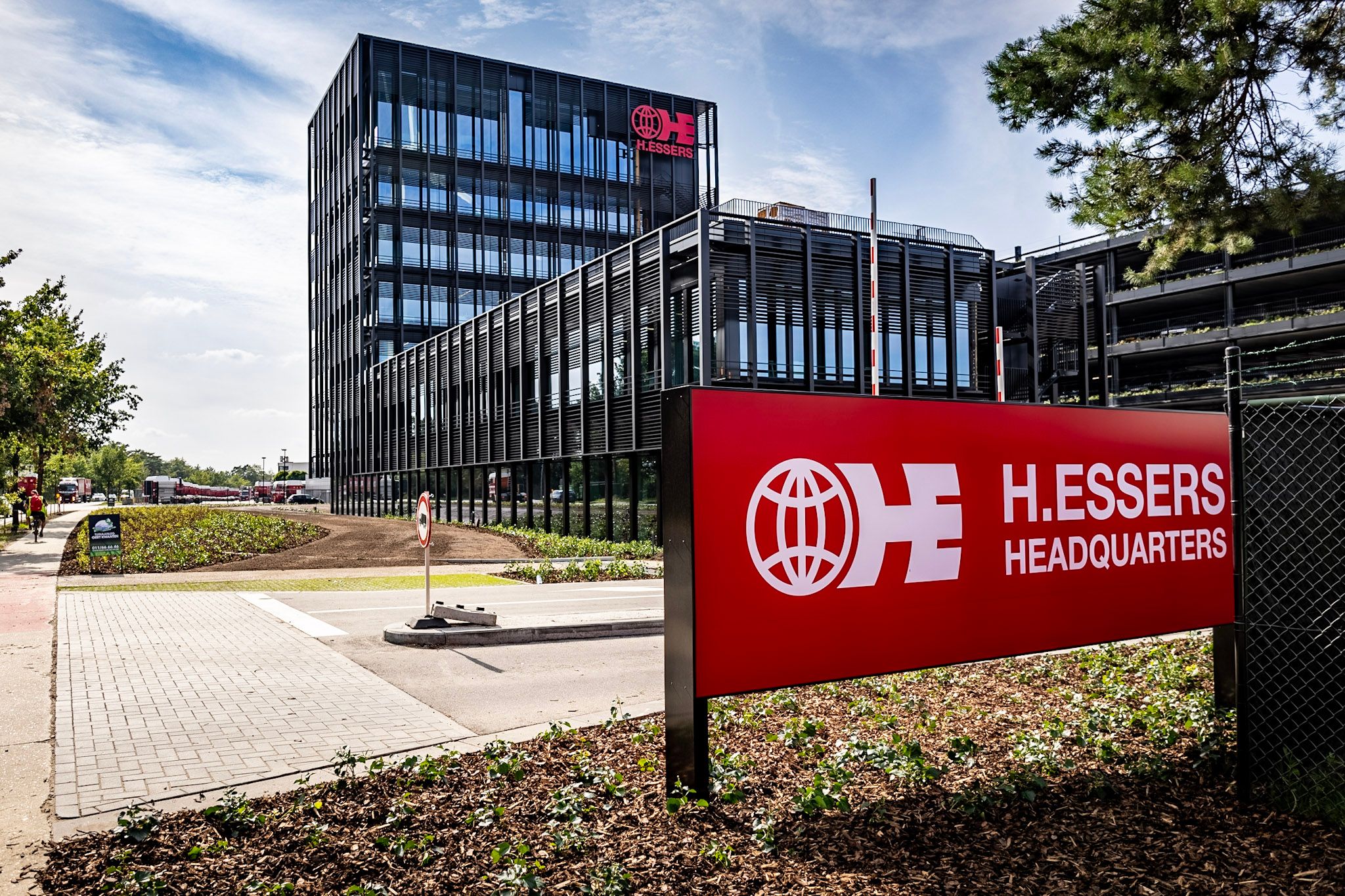 How Bizzmine plays a crucial role in international expansion of H ...